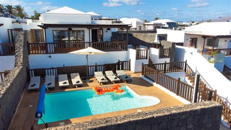 Rental Holiday Villa Lemuri .